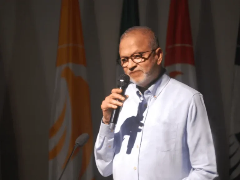 sy4g165fftac7bdtgt32